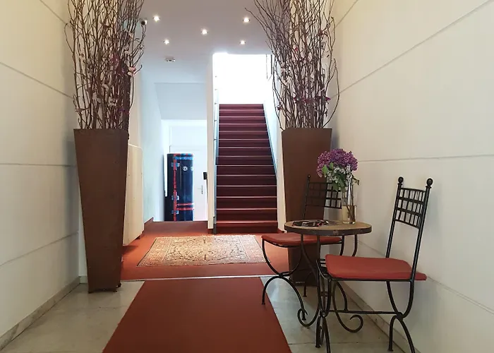 فندق Stern - Self Check-in 3*