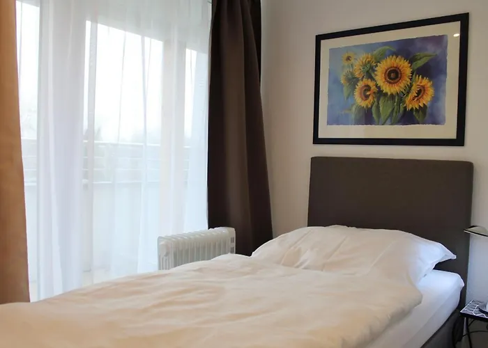 Stern - Self Check-in 3* دوسلدورف