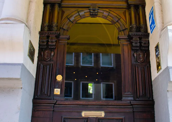 Stern - Self Check-in 3*