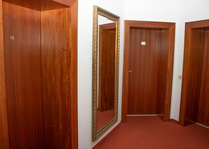 Stern - Self Check-in 3*