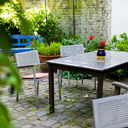 Stern - Self Check-in Hotel Dusseldorf