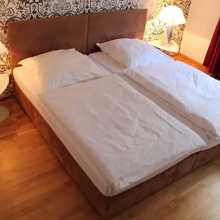 Stern Hotel 3*