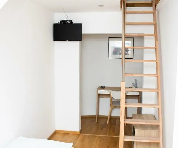 Stern - Self Check-in Отель Дюссельдорф