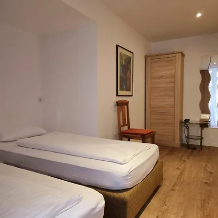Stern Hotel Dusseldorf