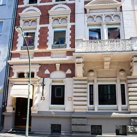 Stern - Self Check-in دوسلدورف