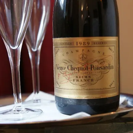 Stern - Self Check-in فندق دوسلدورف