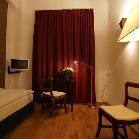 Stern - Self Check-in دوسلدورف