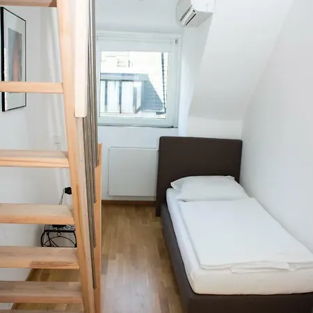 فندق Stern - Self Check-in 3*