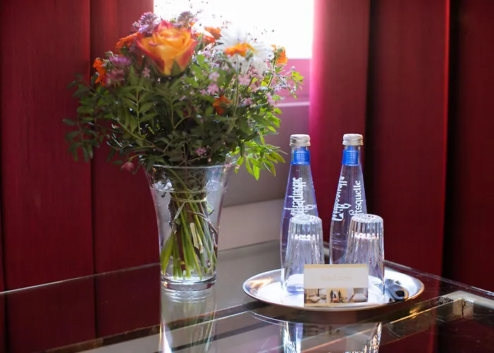 酒店 Stern - Self Check-in 3*